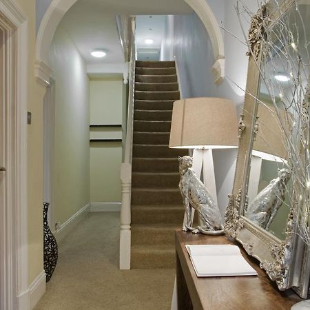 Oaklands Apartment Wolverhampton Ngoại thất bức ảnh