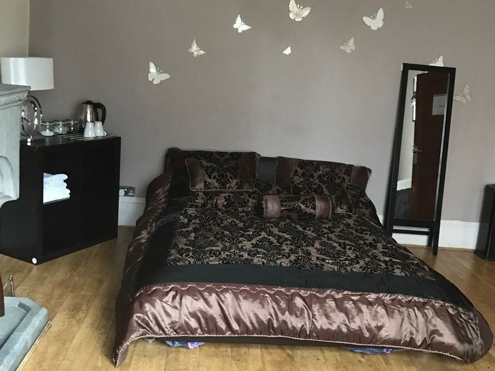 Oaklands Apartment Wolverhampton Ngoại thất bức ảnh